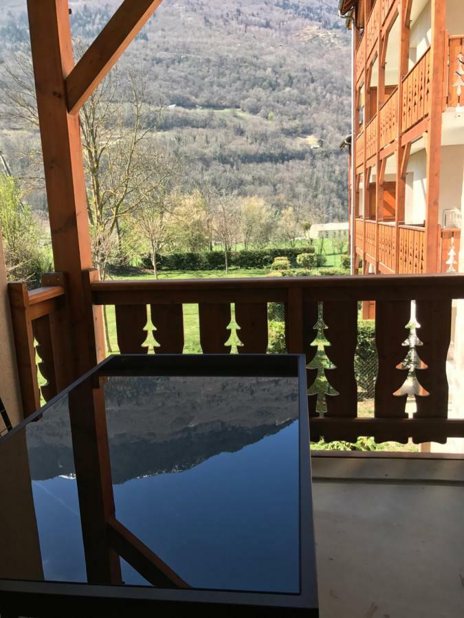Appartement tt confort au cœur des montagnes avec vue sur les montagnes wifi Luz-Saint-Sauveur Extérieur photo