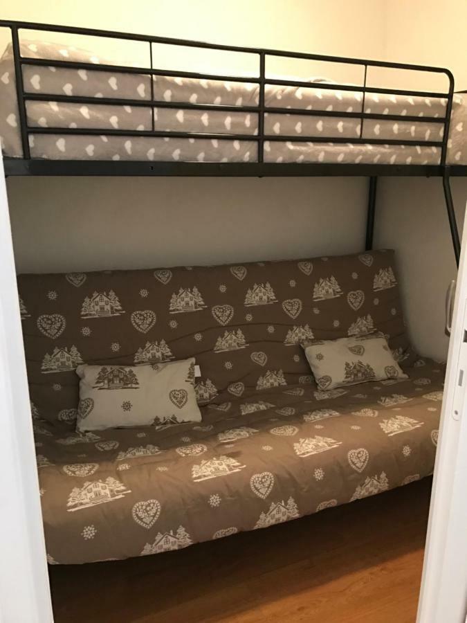 Appartement tt confort au cœur des montagnes avec vue sur les montagnes wifi Luz-Saint-Sauveur Extérieur photo