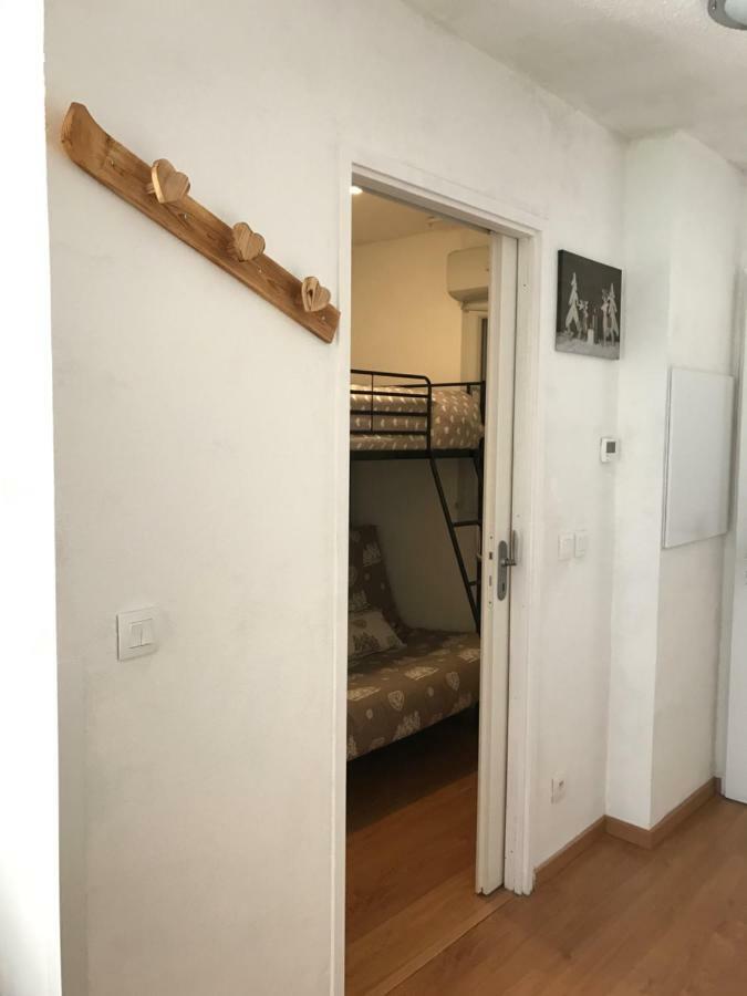 Appartement tt confort au cœur des montagnes avec vue sur les montagnes wifi Luz-Saint-Sauveur Extérieur photo
